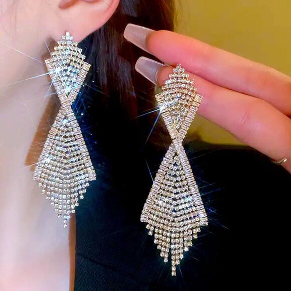 RHINESTONES STATEMENT EARRINGS FASHION WOMEN ACCESSORIES 2023 - Picture 1 of 4